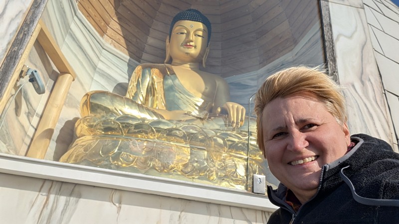 Shakyamuni Buddha mit Natascha 800